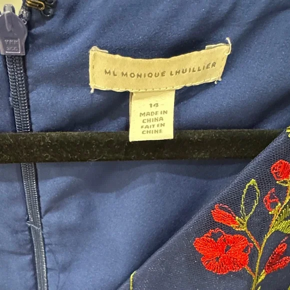 Monique Lhuillier Navy Floral Embroidered dress - Picture 2 of 3